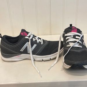 Women’s New Balance shoes